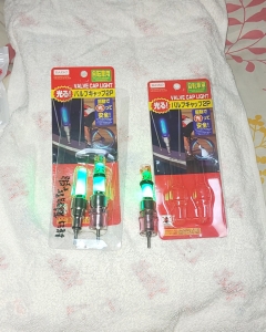 磯六・イソロクの自作品・光るリールスタンド 2種類